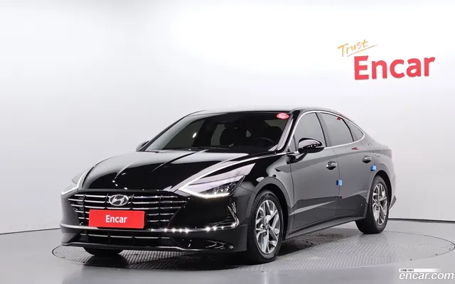 Hyundai Sonata (DN8) 2.0 — миниатюра 1