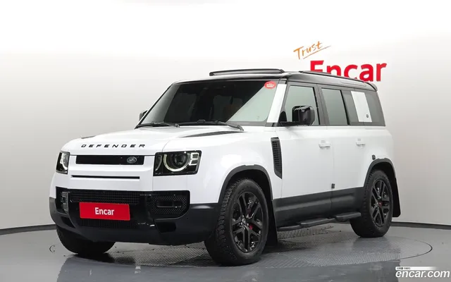 Land Rover (L663) 110 D300 HSE — миниатюра 1