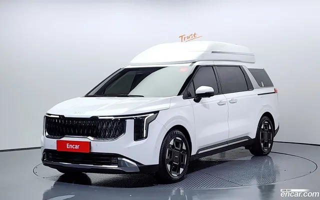 Kia Carnival 7 — миниатюра 1