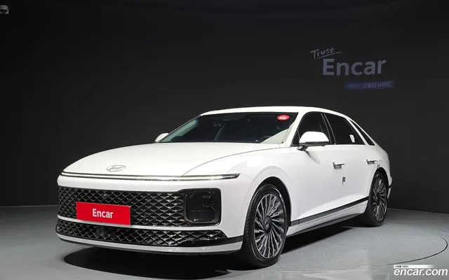 Hyundai Grandeur Hybrid (GN7) — миниатюра 1