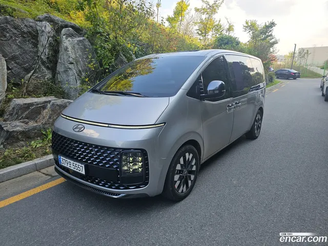 Hyundai Staria 4WD 9 — миниатюра 1