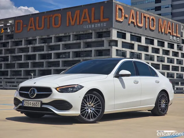 Mercedes-Benz C-Class (W206) C300 4MATIC — миниатюра 1