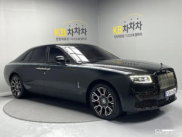 Rolls-Royce Ghost 6.7 V12 — миниатюра 1