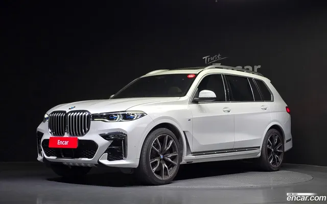 BMW X7 (G07) xDrive 40i M 6 — миниатюра 1