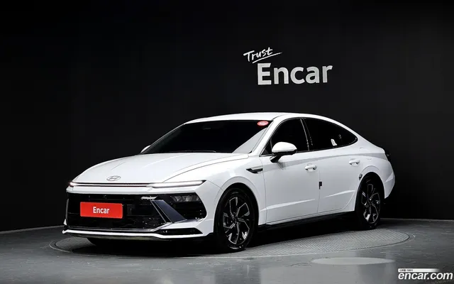 Hyundai (DN8) 1.6 — миниатюра 1