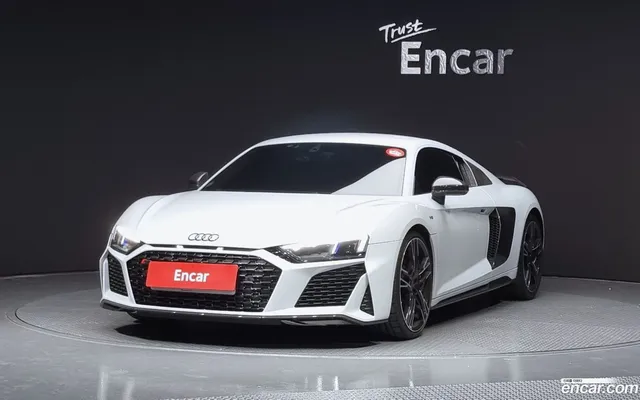 Audi R8 (4S) 5.2 V10 — миниатюра 1