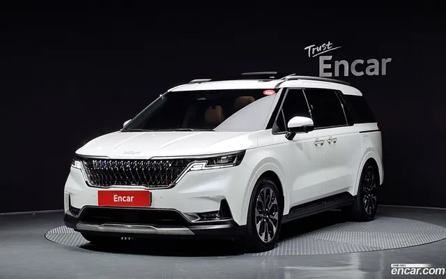 Kia Carnival 7 — миниатюра 1