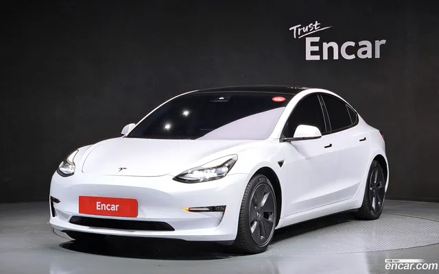 Tesla Model 3 AWD — миниатюра 1