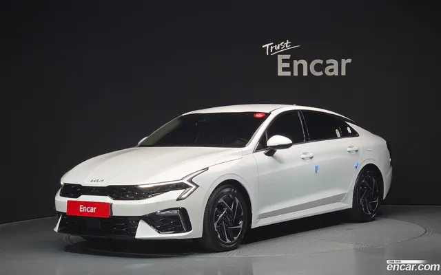 Kia K5 Hybrid — миниатюра 1