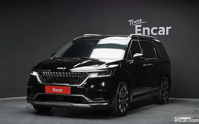 Kia Carnival 7 — миниатюра 1