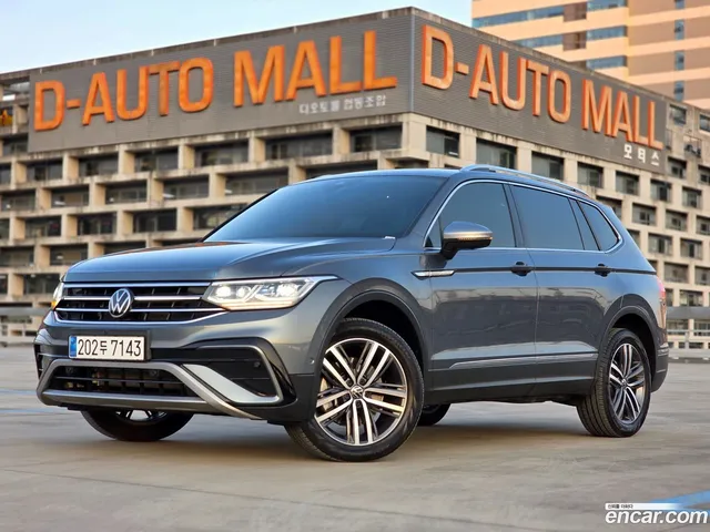 Volkswagen Tiguan Allspace 2.0 TSI — миниатюра 1