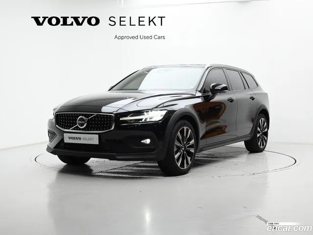 Volvo V60 2 B5 AWD — миниатюра 1
