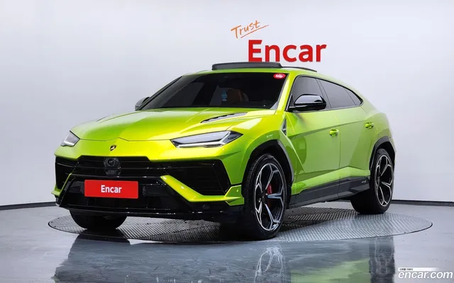 Lamborghini Urus 4.0 V8 S — миниатюра 1