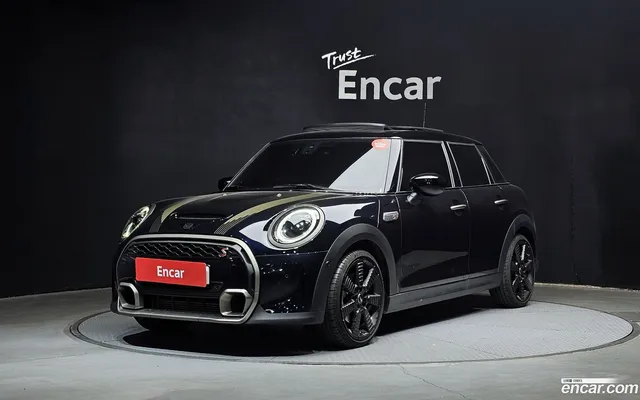 MINI Cooper S 5 — миниатюра 1