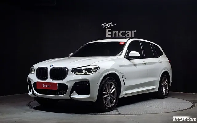 BMW X3 (G01) xDrive 30e M — миниатюра 1
