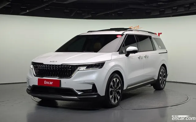 Kia Carnival 9 — миниатюра 1