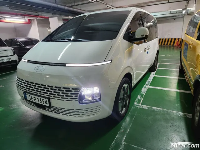 Hyundai Staria HEV 1.6 11 — миниатюра 1