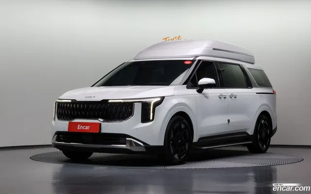 Kia Carnival 7 — миниатюра 1