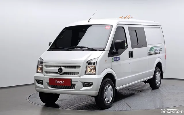 동풍소콘 C35 EV 4 — миниатюра 1