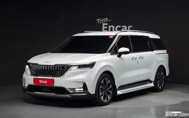 Kia Carnival 7 — миниатюра 1