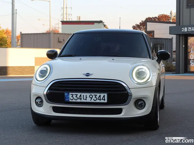 MINI Cooper — миниатюра 1
