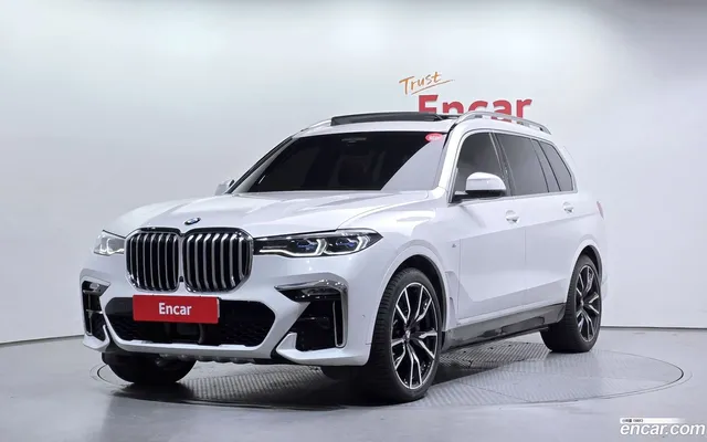 BMW X7 (G07) xDrive 40i M 6 — миниатюра 1