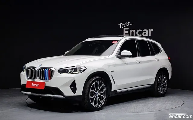 BMW X3 (G01) xDrive 30e — миниатюра 1