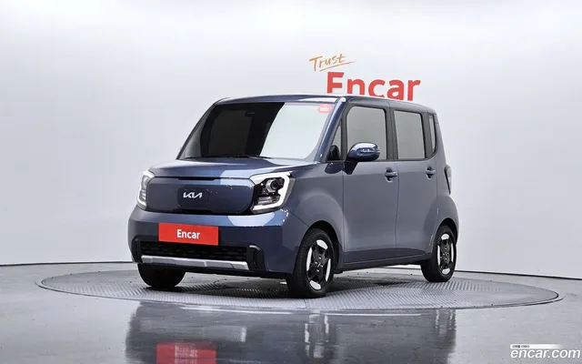 Kia EV — миниатюра 1