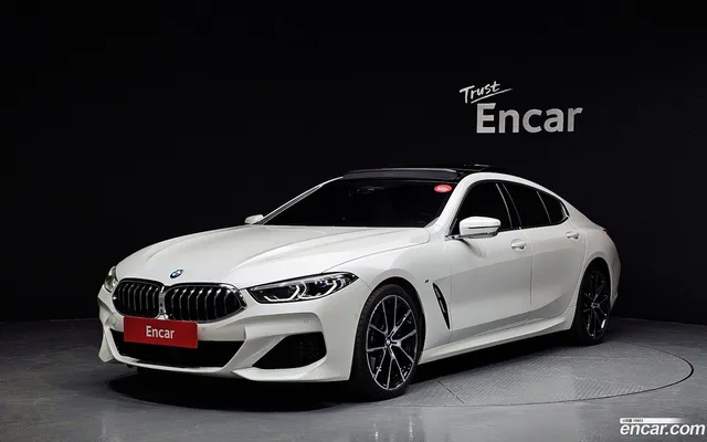 BMW 8 (G15) 840i xDrive M — миниатюра 1