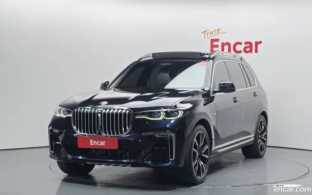 BMW X7 (G07) xDrive 40i M 6 — миниатюра 1