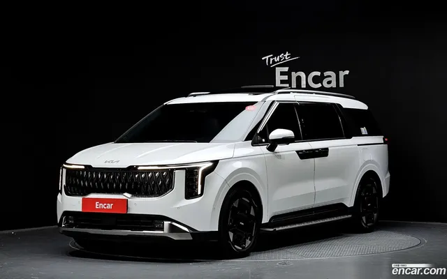 Kia Carnival 9 — миниатюра 1