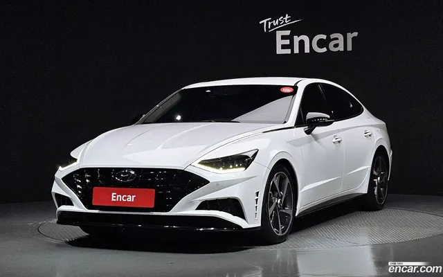 Hyundai Sonata (DN8) 1.6 — миниатюра 1