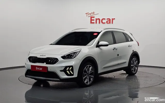 Kia Niro 1.6 HEV — миниатюра 1