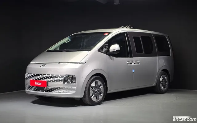 Hyundai Staria 4WD 9 — миниатюра 1