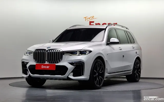 BMW X7 (G07) xDrive 40i M 6 — миниатюра 1