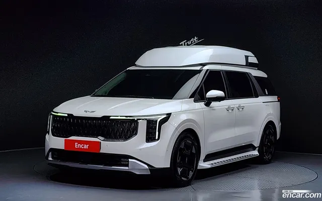 Kia Carnival 9 () — миниатюра 1