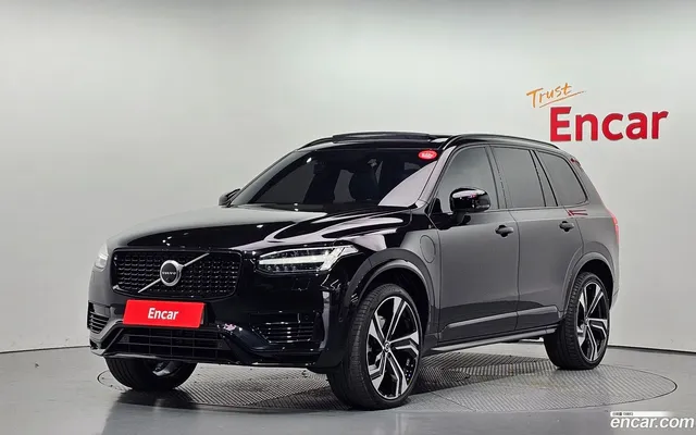 Volvo XC90 T8 R- — миниатюра 1