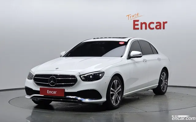Mercedes-Benz E-Class (W213) E350 4MATIC — миниатюра 1