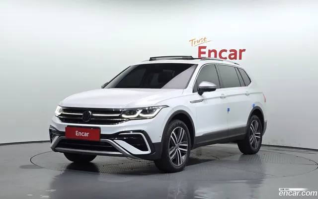 Volkswagen Tiguan Allspace 2.0 TSI — миниатюра 1