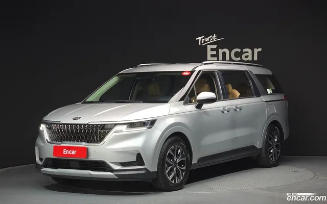 Kia Carnival 9 — миниатюра 1