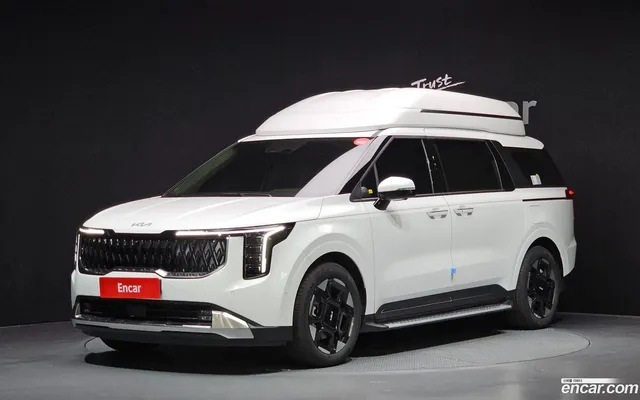 Kia Carnival HEV 9 — миниатюра 1