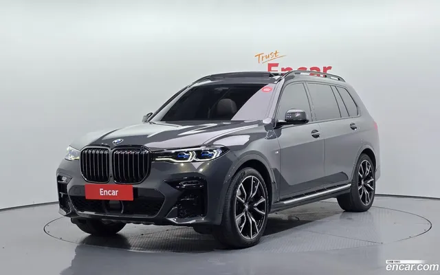BMW X7 (G07) xDrive 40i M 6 — миниатюра 1