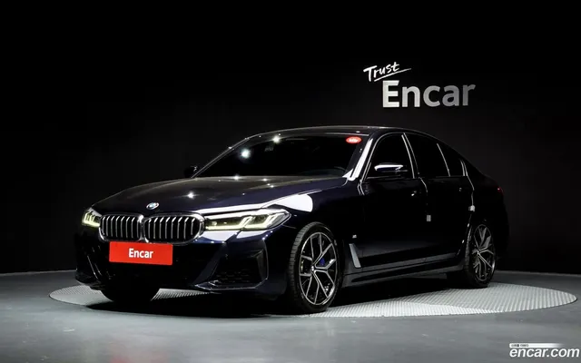 BMW 5 Series (G30) 530i M — миниатюра 1