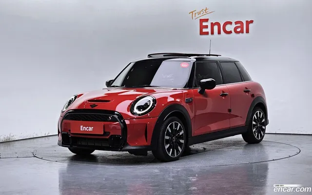 MINI Cooper S 5 — миниатюра 1