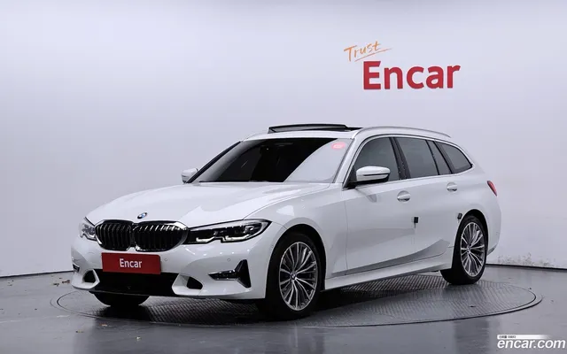 BMW 3 Series (G20) 320i — миниатюра 1