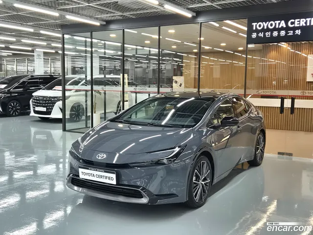 Toyota 5 2.0 XLE — миниатюра 1