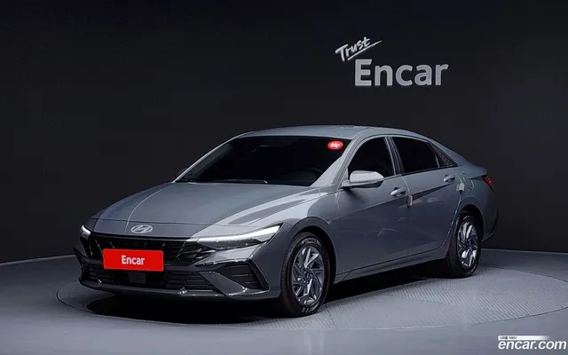 Hyundai Avante CN7 Hybrid — миниатюра 1