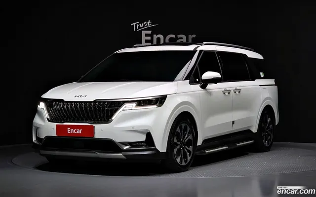 Kia Carnival 7 — миниатюра 1