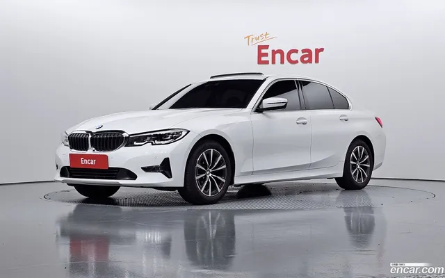 BMW 3 Series (G20) 320i — миниатюра 1