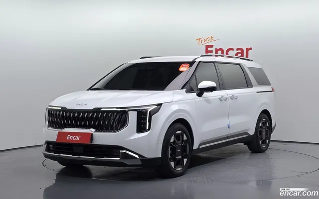 Kia Carnival 7 — миниатюра 1